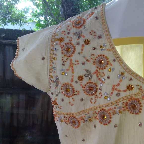 No name size 36 maize color tunic with pants - Picture 5 of 5